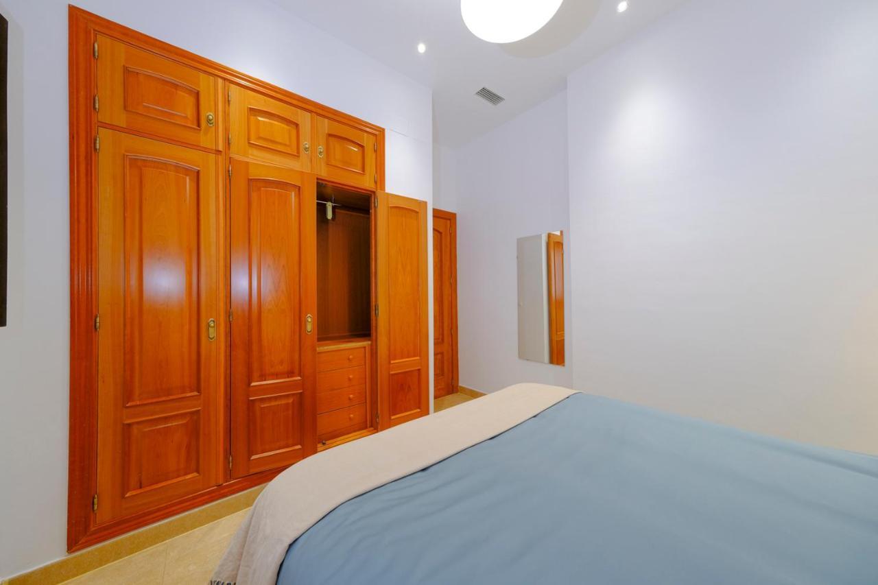 Patio Rialto Apartment เซบีญา ภายนอก รูปภาพ